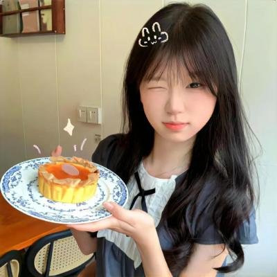 皮裘大衣女人
